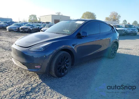 2023 Tesla Model Y из США, поврежденный, VIN 7SAYGDEE5PF834774